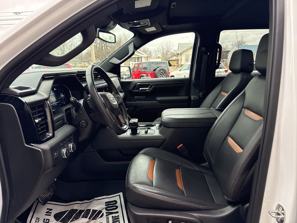 2023 GMC Sierra 1500 AT4