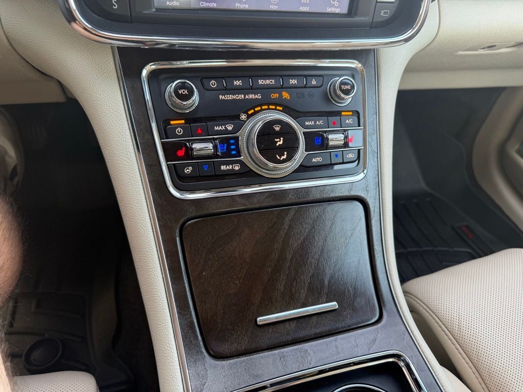 2019 Lincoln Continental Reserve