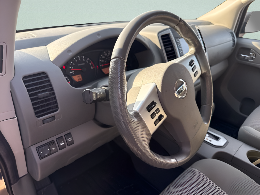 2020 Nissan Frontier Crew Cab SV 4x4
