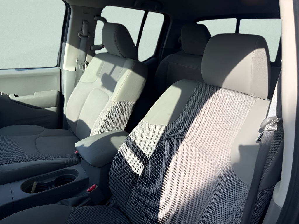 2020 Nissan Frontier Crew Cab SV 4x4
