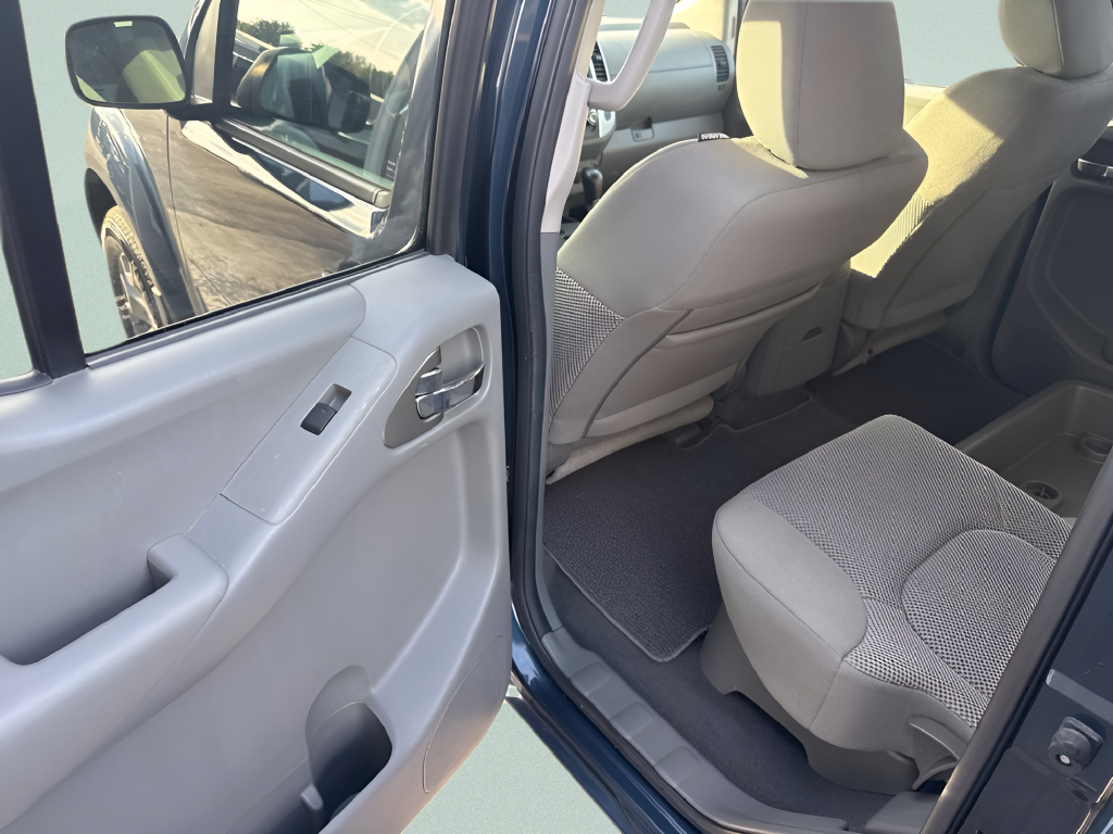 2020 Nissan Frontier Crew Cab SV 4x4