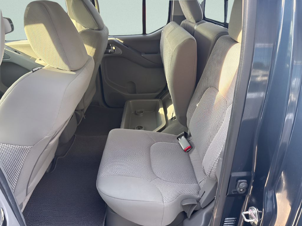 2020 Nissan Frontier Crew Cab SV 4x4
