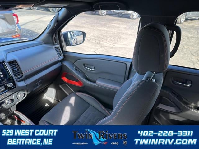 2022 Nissan Frontier Crew Cab PRO-4X 4x4