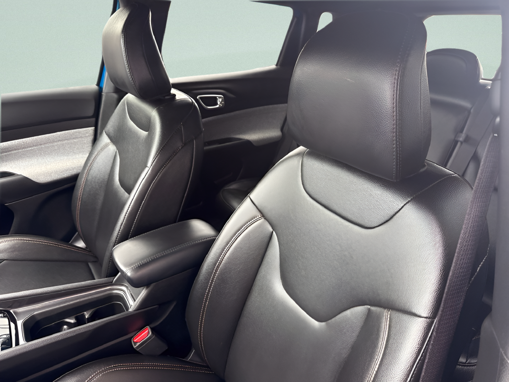2024 Jeep Compass Latitude Lux FWD