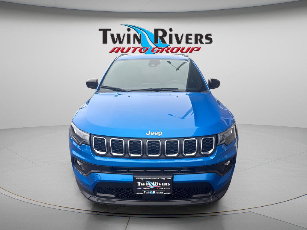 2024 Jeep Compass Latitude Lux FWD