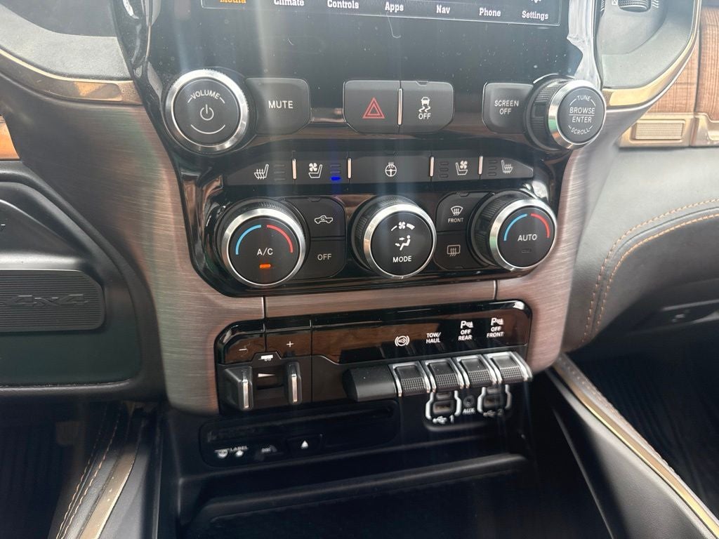2019 RAM 3500 Longhorn Mega Cab 4x4 6'4' Box