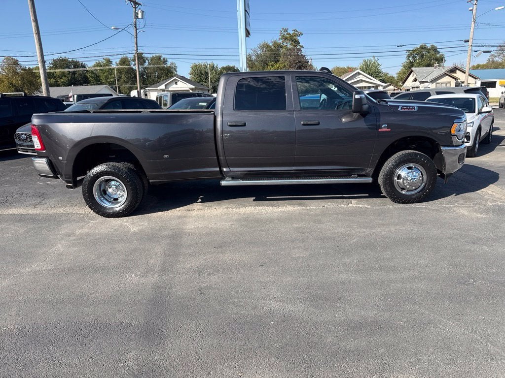2024 RAM Ram 3500 Tradesman Crew Cab 4x4 8' Box