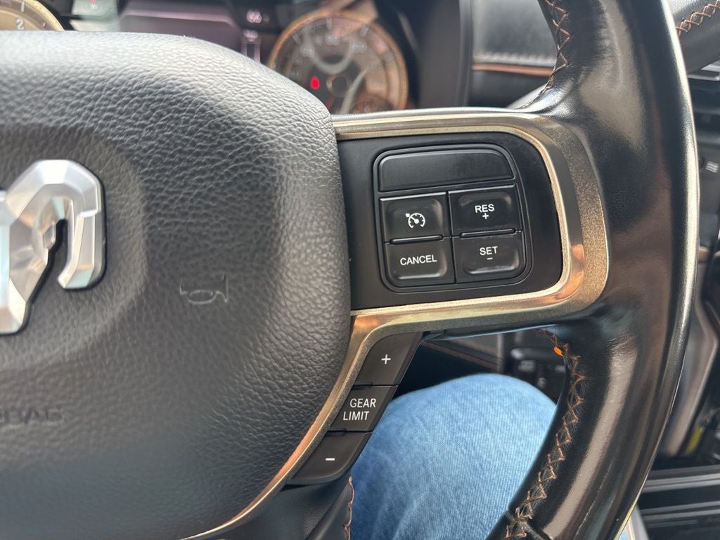 2022 RAM 3500 Limited Longhorn Crew Cab 4x4 8' Box