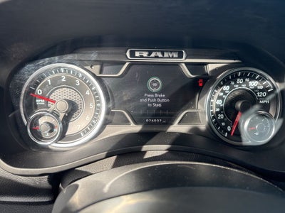 2019 RAM 2500 Big Horn Crew Cab 4x4 6'4' Box