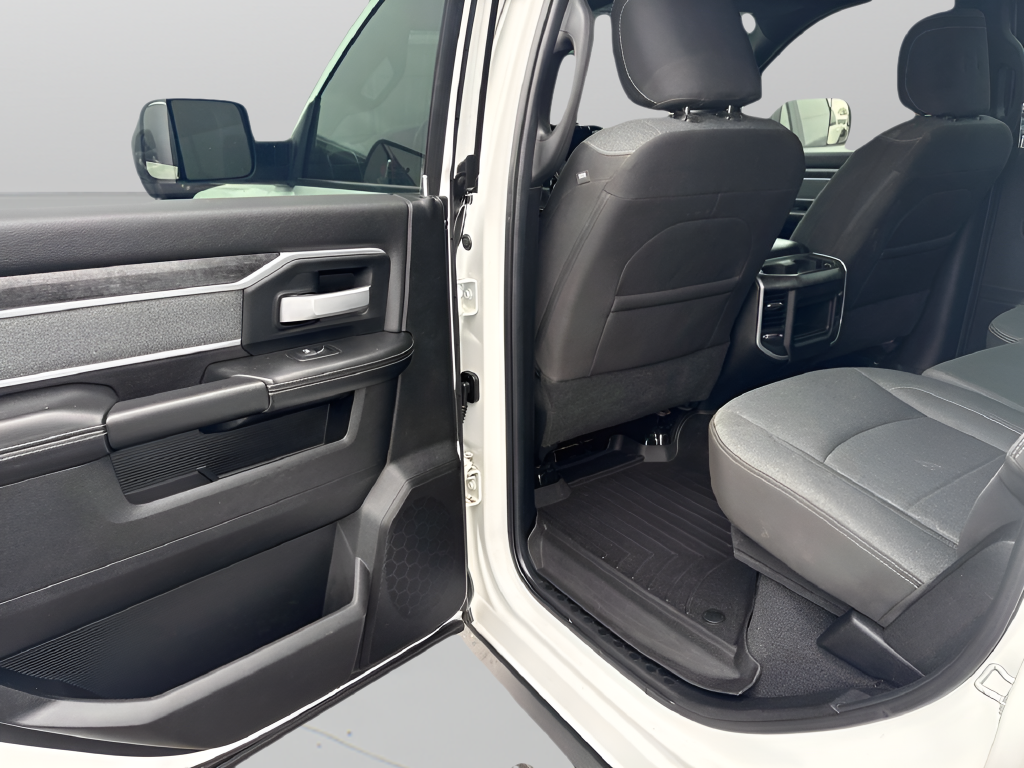 2022 RAM Ram 2500 Big Horn Crew Cab 4x4 6'4' Box