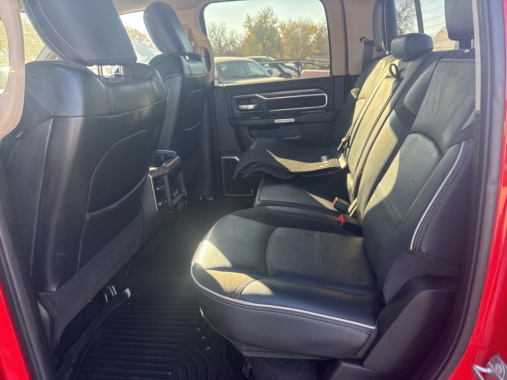 2019 RAM 2500 Laramie Crew Cab 4x4 6'4' Box