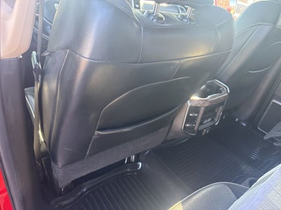 2019 RAM 2500 Laramie Crew Cab 4x4 6'4' Box