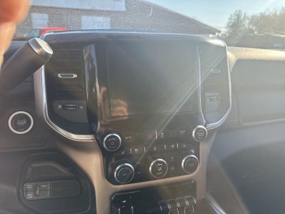 2019 RAM 2500 Laramie Crew Cab 4x4 6'4' Box