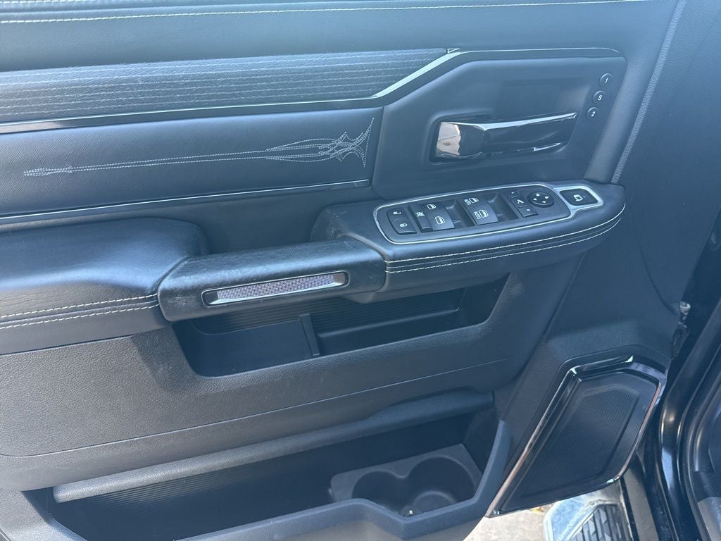 2022 RAM 2500 Limited Crew Cab 4x4 6'4' Box