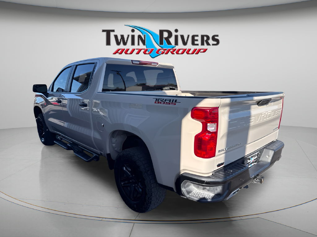2026 Chevrolet Silverado 1500 4WD Crew Cab Short Bed Custom Trail Boss