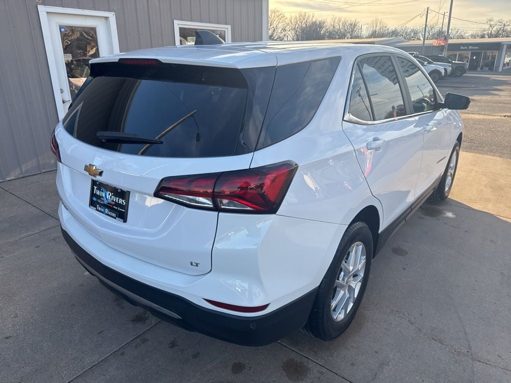 2022 Chevrolet Equinox FWD LT